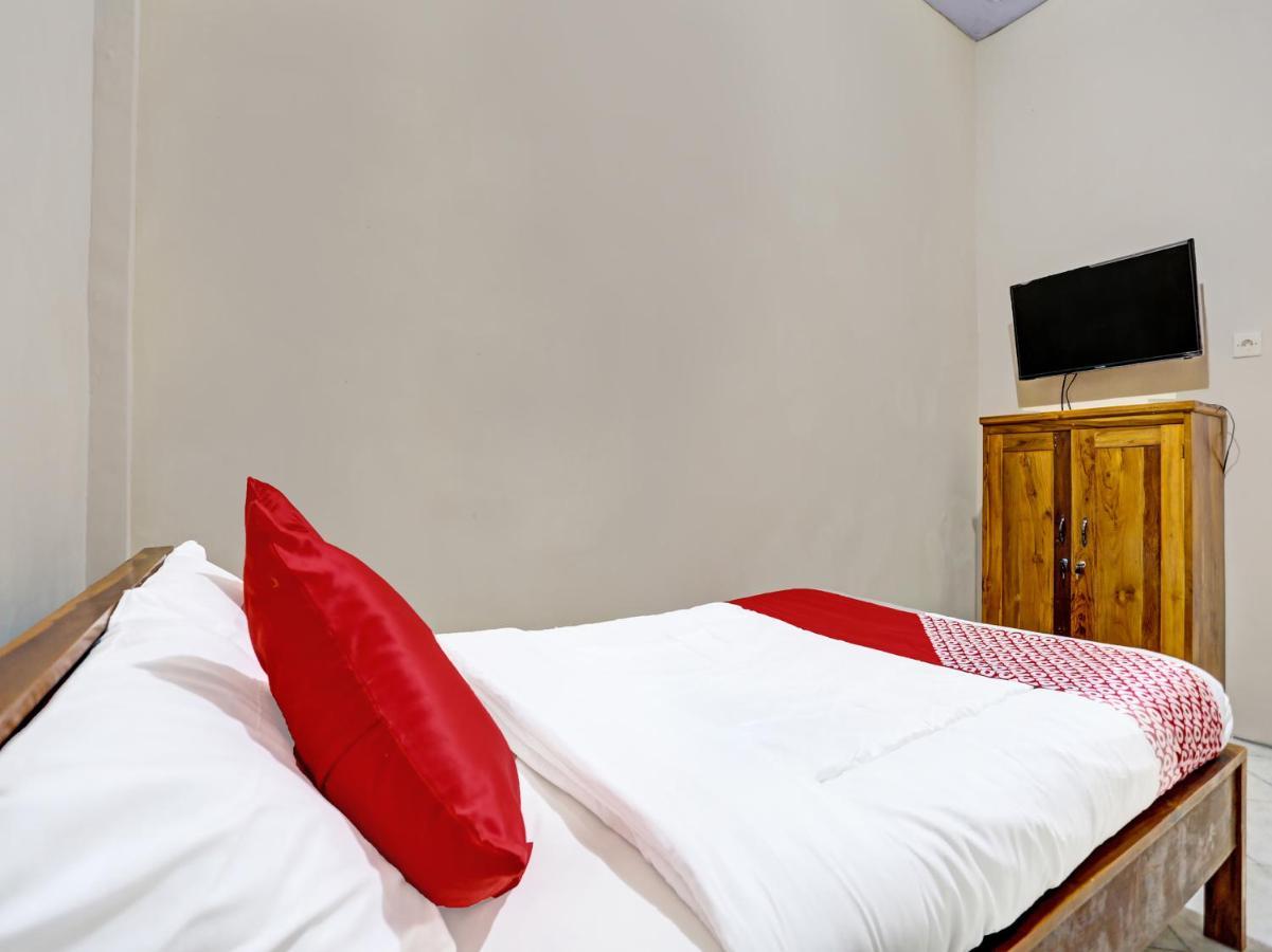 OYO 91261 Cita Suraya Homestay Banyuwangi  Bagian luar foto