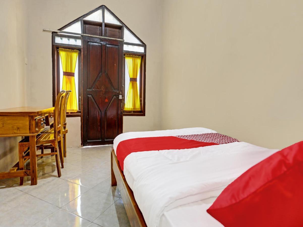 OYO 91261 Cita Suraya Homestay Banyuwangi  Bagian luar foto