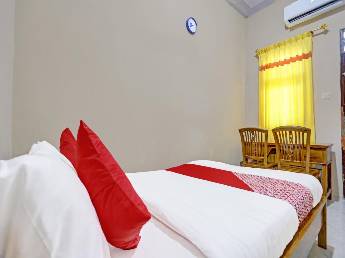 OYO 91261 Cita Suraya Homestay Banyuwangi  Bagian luar foto