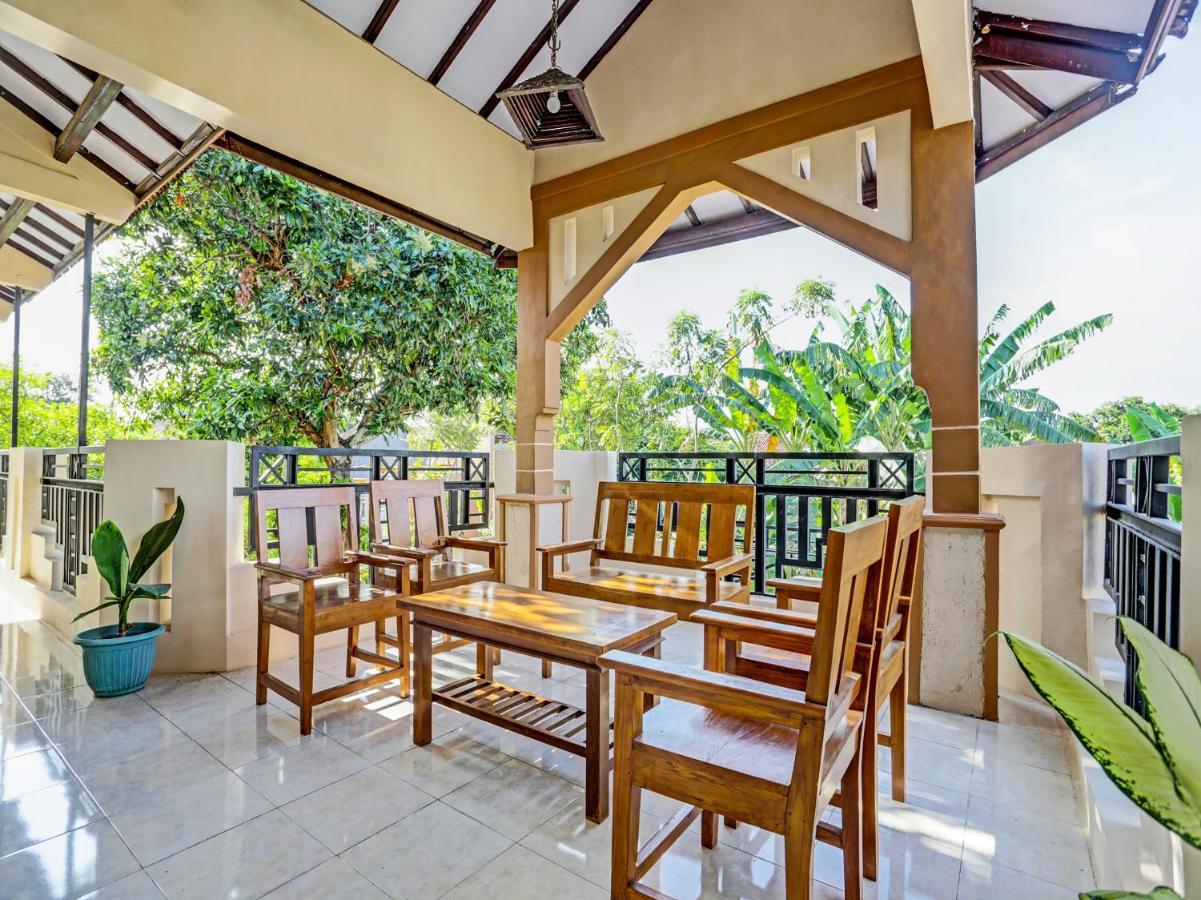 OYO 91261 Cita Suraya Homestay Banyuwangi  Bagian luar foto